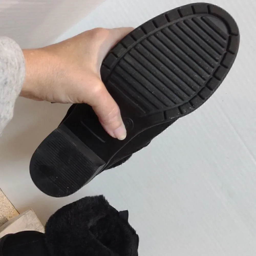 👍 Target Boots Size  6.    Bin- S3